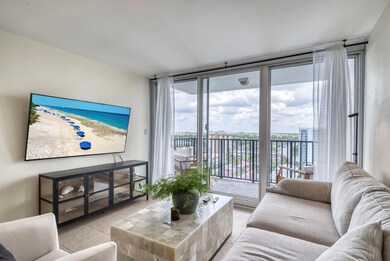 Silver Thatch Atlantic Plaza unit 1215, Pompano Beach, FL 33062 - photo 4