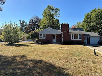 2216 Middlebelt Rd, West Bloomfield, MI 48324 - photo 2