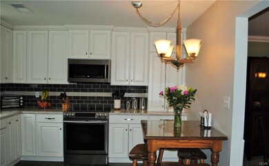 2447 Ridge View Ct, Bethlehem, PA 18020 - photo 7