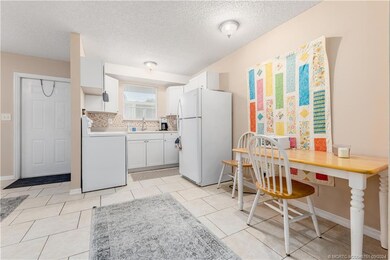 2121 NE Park St unit 5, Jensen Beach, FL 34957 - photo 6