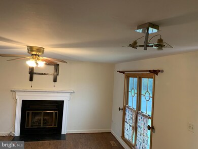 38 Windersal Ln, Parkville, MD 21234 - photo 2