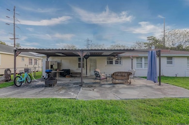 655 7th St, Port Allen, LA 70767 - photo 5