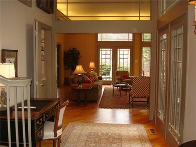 Entry/Foyer.