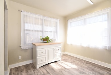 The pretties utility room you've ever seen with br