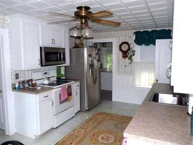 824 School St, Webster, MA 01570 - photo 4