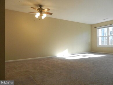 5764 First Landing Way unit 104, Burke, VA 22015 - photo 4