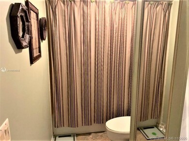 2ND BATHROOM