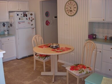 851 Havenshire Rd unit 3, Naperville, IL 60565 - photo 4