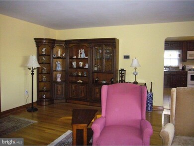 502 N 26th St, Reading, PA 19606 - photo 6