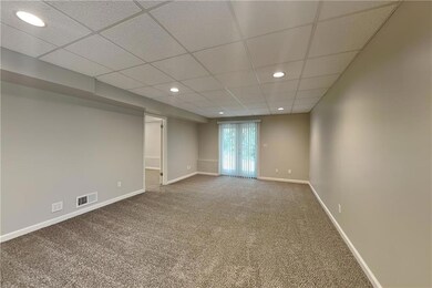 3218 Holly Mill Run, Marietta, GA 30062 - photo 5