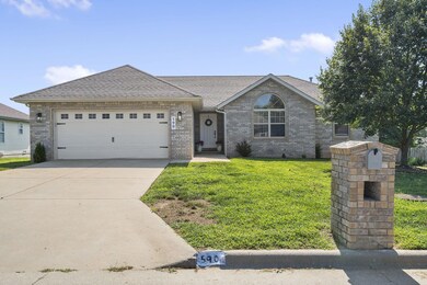 590 S Canterbury Ln, Nixa, MO 65714 - photo 2