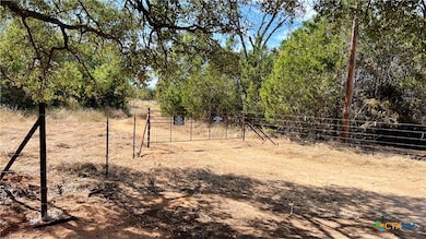 0 Cr 223 unit 502402, Kempner, TX 78639 - photo 3