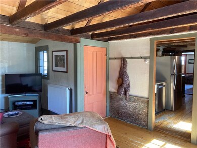 987 Greenwich Ave, Warwick, RI 02886 - photo 6