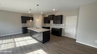 8902 Keenberg Ln, Knoxville, TN 37931 - photo 2