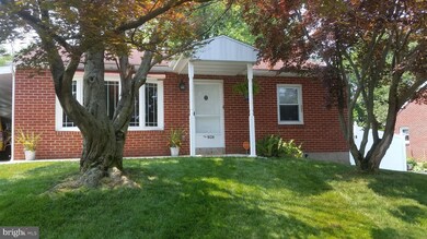 938 High Blvd, Reading, PA 19607 - photo 2