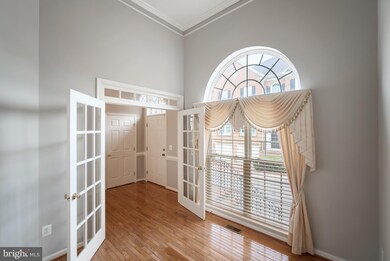 9124 Lake Tower Ln, Fort Belvoir, VA 22060 - photo 4