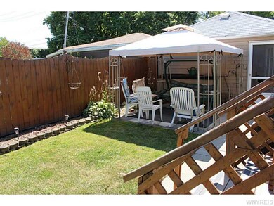 147 Schenck St, North Tonawanda, NY 14120 - photo 2