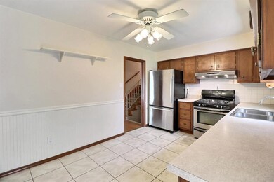 301 E Elizabeth Dr, Crown Point, IN 46307 - photo 7