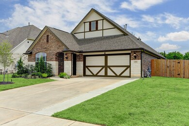 4990 Millican Dr, Pearland, TX 77584 - photo 3