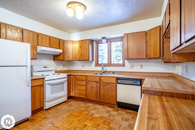 kitchen (2)