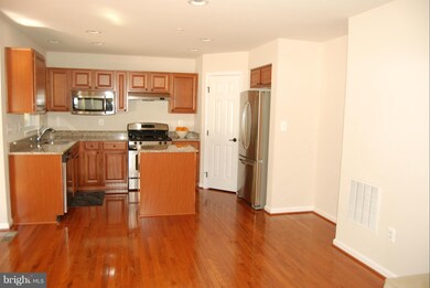 2757 Quantim Ct, Manchester, MD 21102 - photo 4