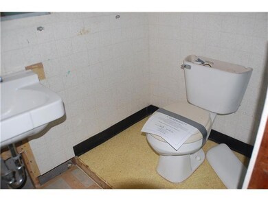 1510 Matthias Dr, Columbus, OH 43224 - photo 6