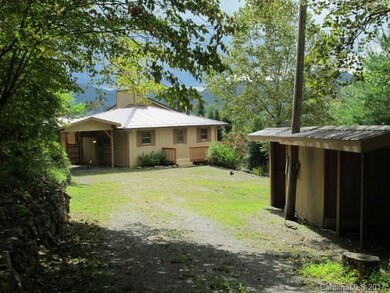 198 Hamlet Dr unit 4 & 5, Burnsville, NC 28714 - photo 3