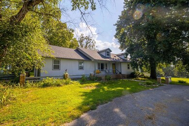 8067 Pettit Ln, Harrison, AR 72601 - photo 4