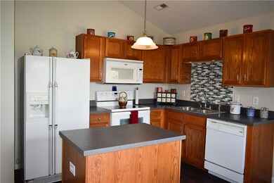 12235 Bubbling Brook Dr unit 1200, Fishers, IN 46038 - photo 3