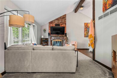 8750 Widmer Rd, Lenexa, KS 66215 - photo 3