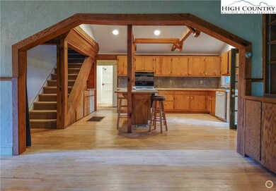 5724 Old 421 S, Deep Gap, NC 28618 - photo 7