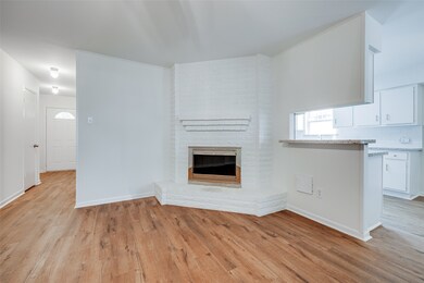 922 W Mierianne St, Houston, TX 77088 - photo 7