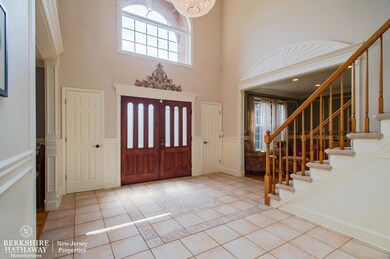 02_520HartshorneCourt_TownePoin_32_Foyer