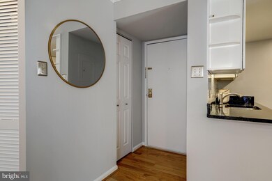 1438 Meridian Place NW unit 301, Washington, DC 20010 - photo 2