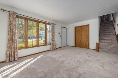 5614 S Nantucket Dr, Lorain, OH 44053 - photo 6