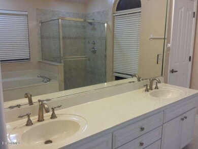 7 - Master Bath