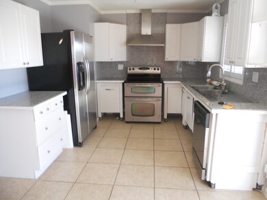 3549 N Olive Rd, Tucson, AZ 85719 - photo 4