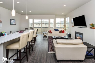 3453 Red Rock Court 4-large-003-33-Livin