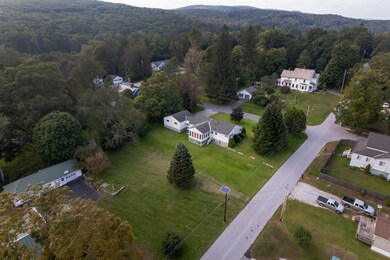 36 Linden St, Rutland, VT 05701 - photo 4