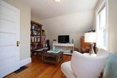 28 Walden St unit 3, Cambridge, MA 02140 - photo 4