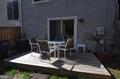 19113 Willow Spring Dr, Germantown, MD 20874 - photo 4