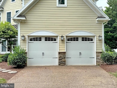 11660 Bachelors Hope Ct, Swan Point, MD 20645 - photo 6