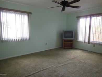 37 Greenwood Dr, Freehold, NJ 07728 - photo 6