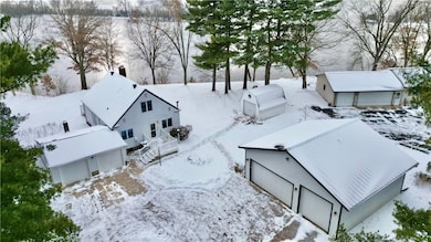 1906 Welsh Dr, Eau Claire, WI 54703 - photo 3