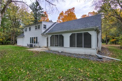 347 Heather Rd, Eau Claire, WI 54701 - photo 3