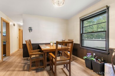 10-web-or-mls-1364-whitmore-ave-nw