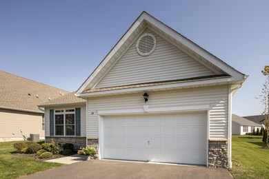 02_House Front-3