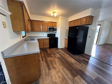 1413 W Washington St, Winterset, IA 50273 - photo 7