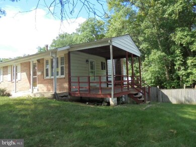 6501 Calmos St, Capitol Heights, MD 20743 - photo 3