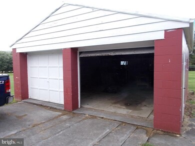 655 Valley Rd, Knoxville, MD 21758 - photo 3